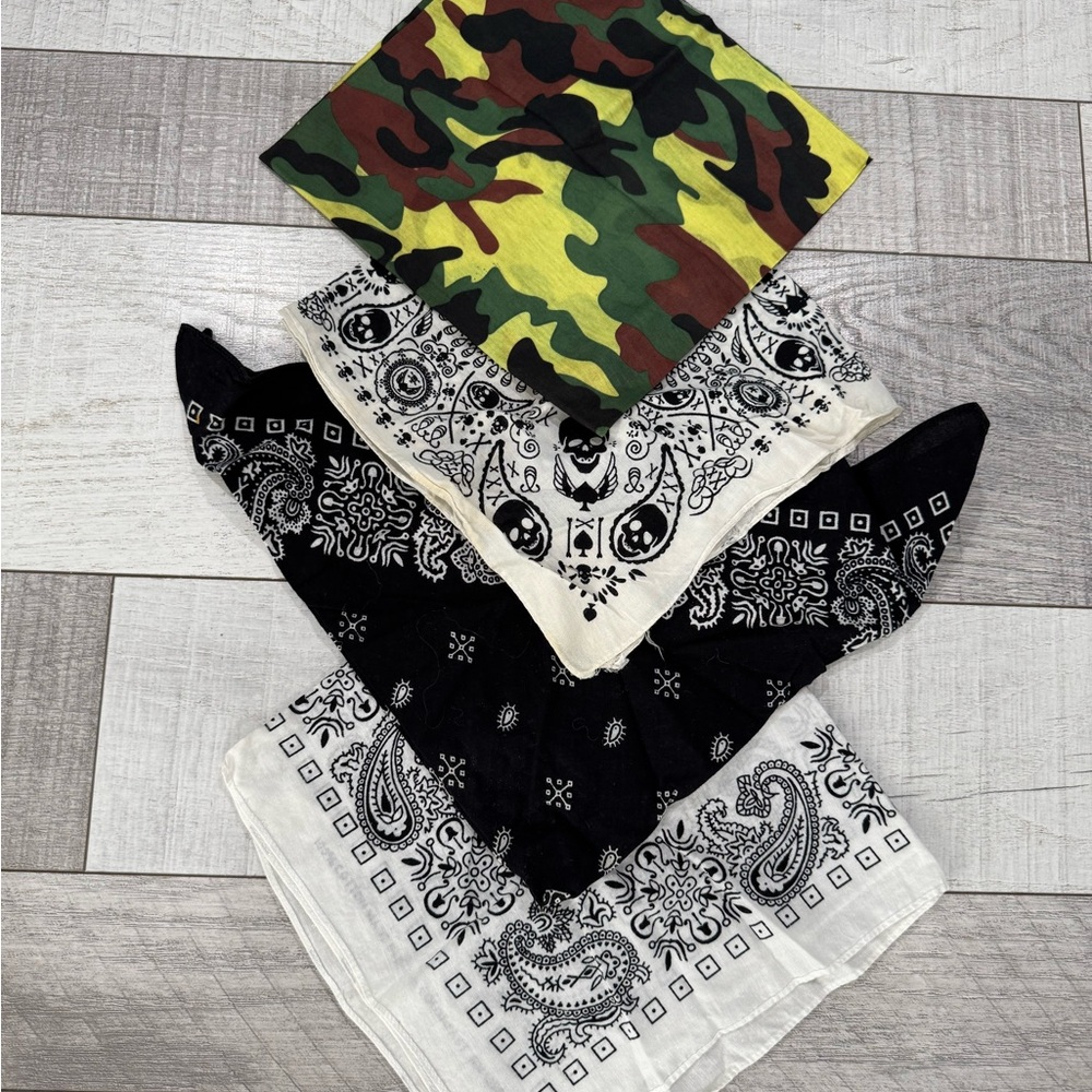 Camo and Paisley Bandana Set